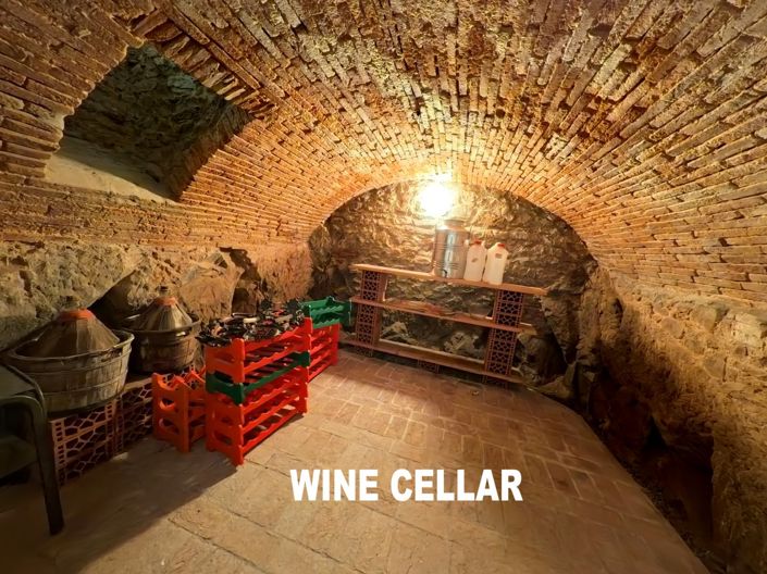 Image No.30-2 Bed House for sale