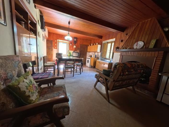 Image No.8-5 Bed Village House for sale