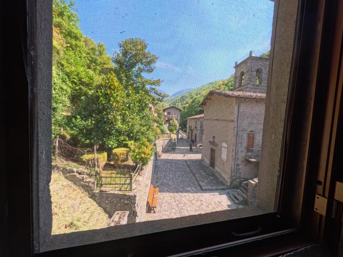 Image No.28-5 Bed Village House for sale