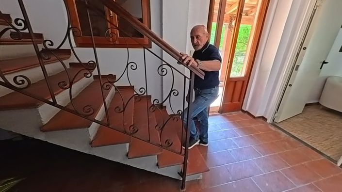 Image No.29-19 Bed Hotel for sale