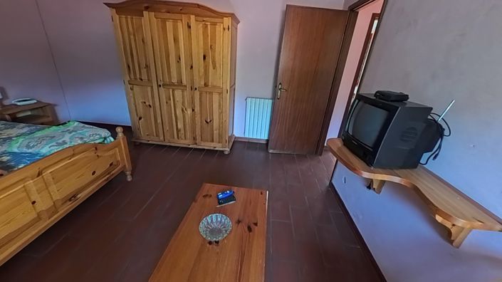 Image No.31-19 Bed Hotel for sale