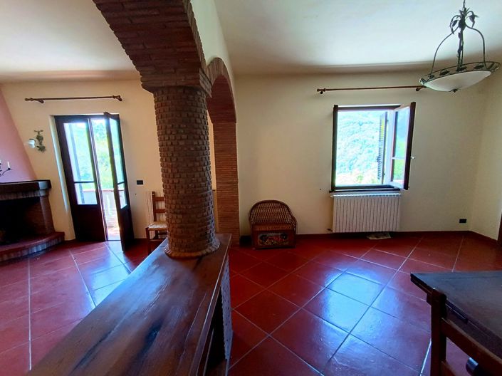 Image No.23-4 Bed House for sale