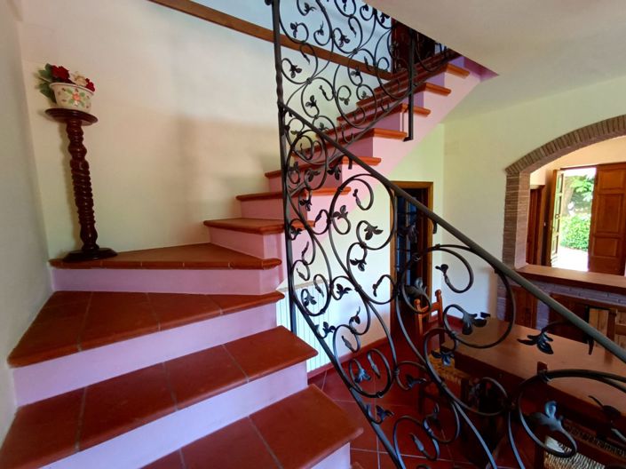 Image No.26-4 Bed House for sale