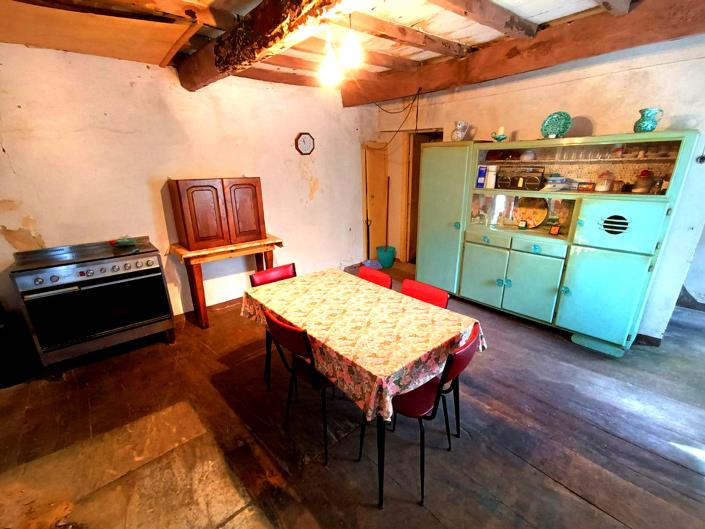 Image No.9-Maison de village de 2 chambres à vendre à Lucca