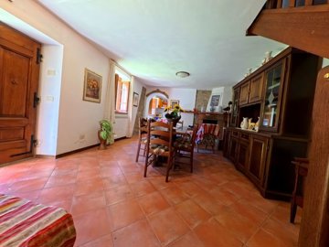 vendita-propriet-indipendente-lucca-rif-lun-1