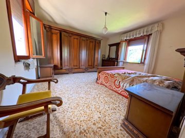 vendita-gruppo-di-fabbricati-lucca-rif-grf-18