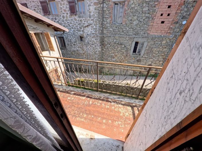 Image No.20-4 Bed Country House for sale