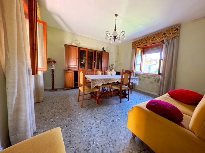 Image No.9-4 Bed Country House for sale