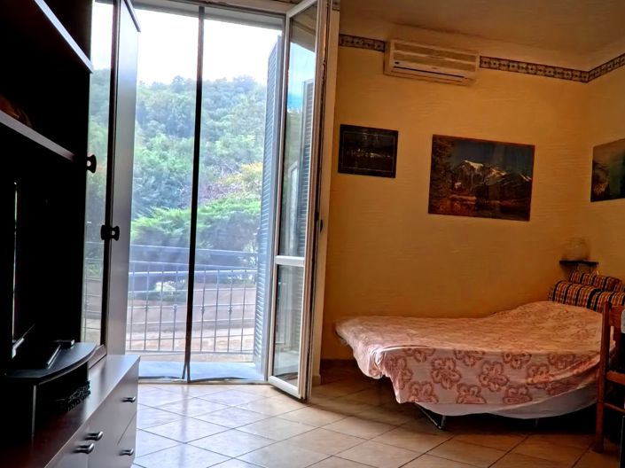 Image No.11-1 Bed Apartment for sale