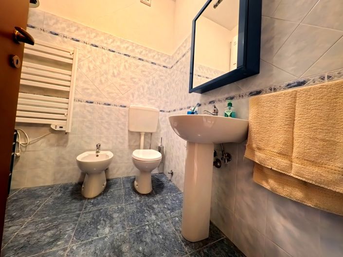 Image No.13-1 Bed Apartment for sale