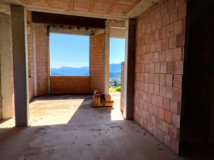 Image No.16-3 Bed House for sale