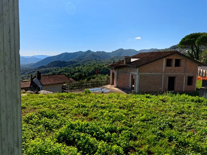 Image No.2-3 Bed House for sale