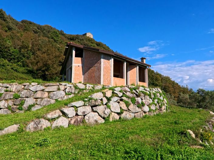 Image No.3-3 Bed House for sale