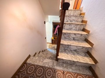 vendita-propriet-semi-indipendente-lucca-rif-