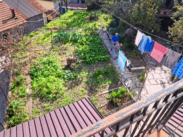 Image No.24-5 Bed House for sale