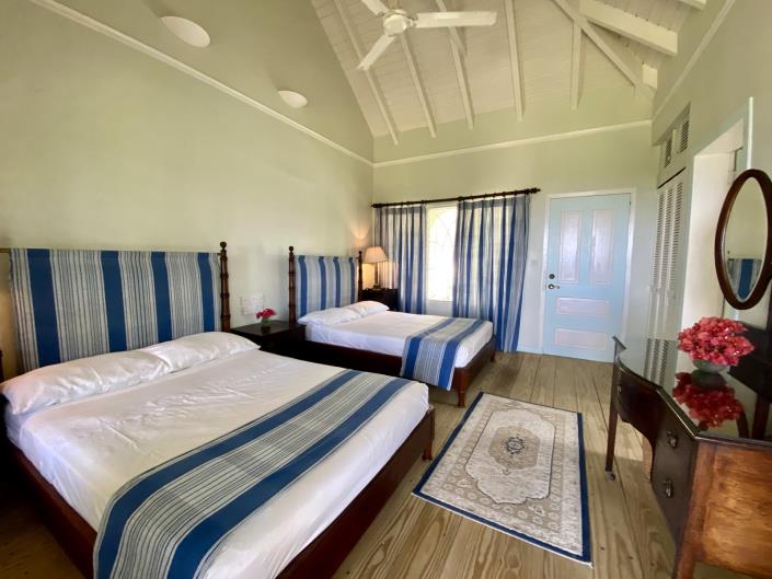 Image No.10-4 Bed Country House for sale