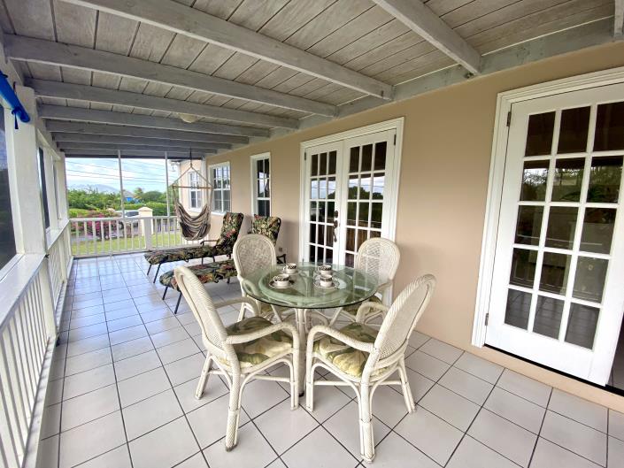 Image No.17-2 Bed Villa / Detached for sale