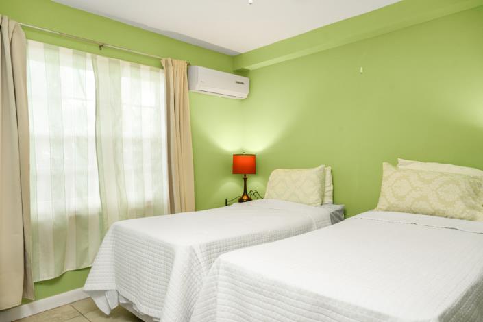 Image No.32-4 Bed Villa / Detached for sale