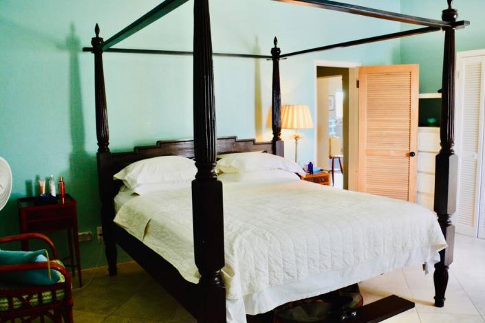 Image No.12-4 Bed Villa / Detached for sale