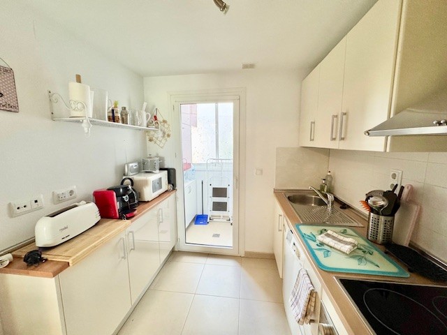 Image No.18-2 Bed Apartment for sale