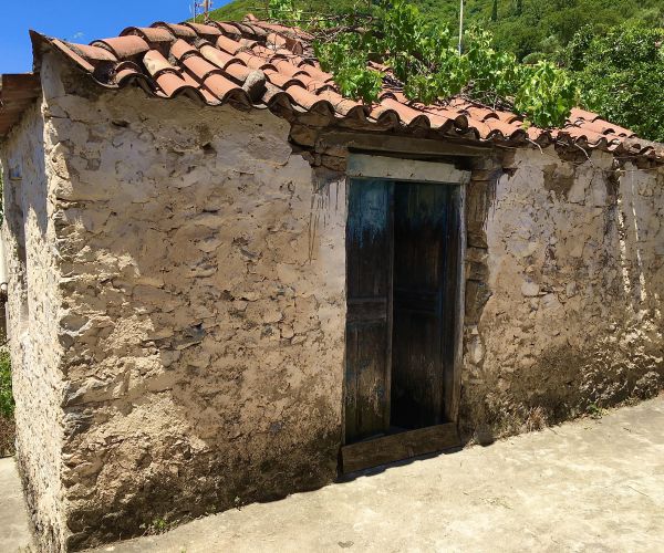 Image No.16-2 Bed House for sale