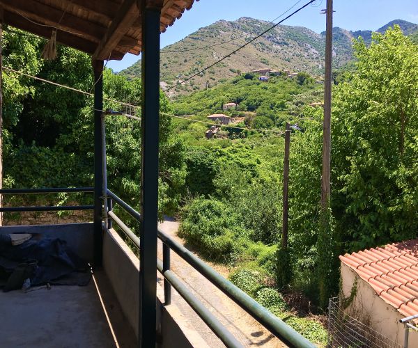 Image No.9-2 Bed House for sale