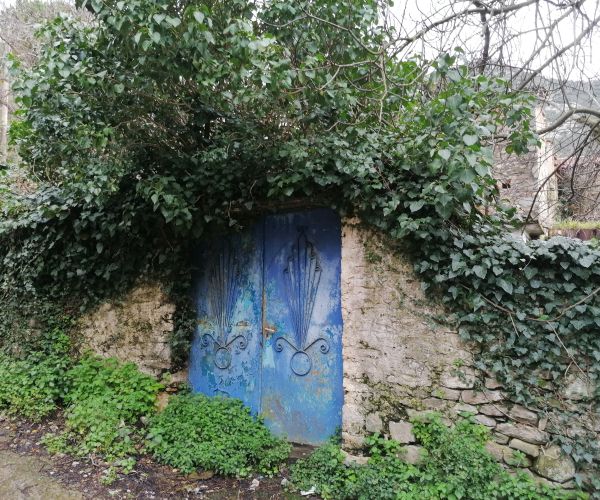 Image No.10-3 Bed House for sale