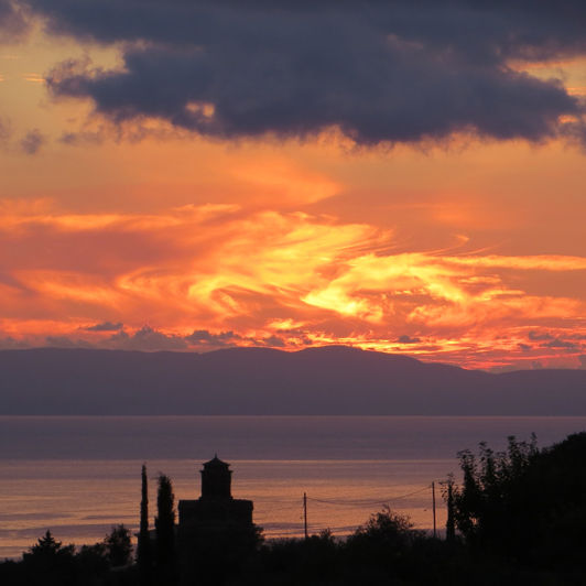 Image No.2-4 Bed House for sale