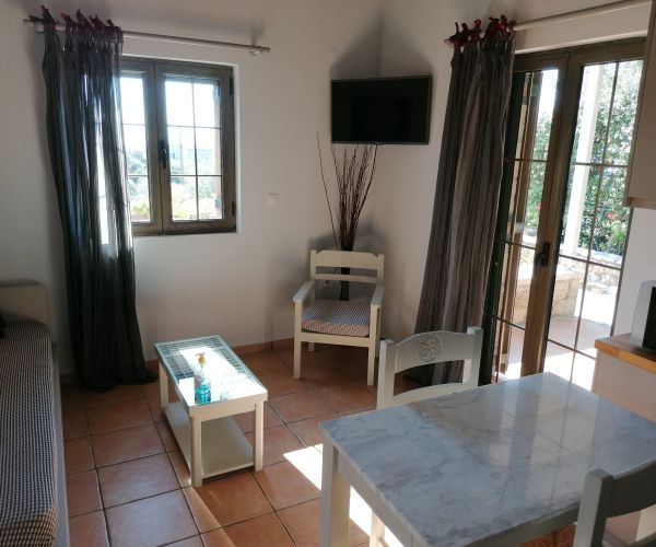 Image No.12-6 Bed House for sale