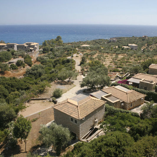 Image No.2-6 Bed House for sale