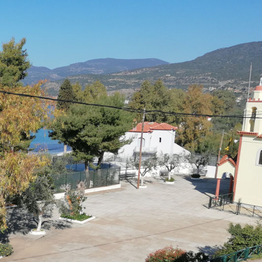 Image No.2-8 Bed House for sale