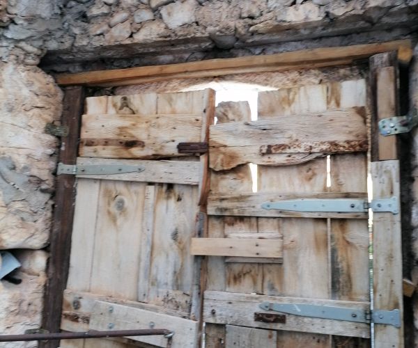 Image No.26-8 Bed House for sale