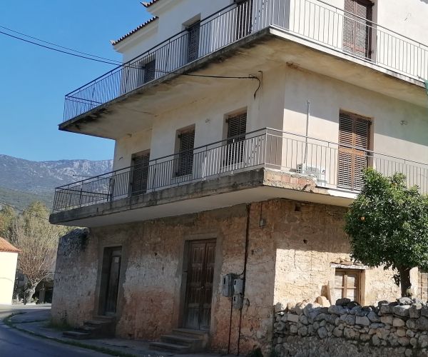 Image No.29-8 Bed House for sale