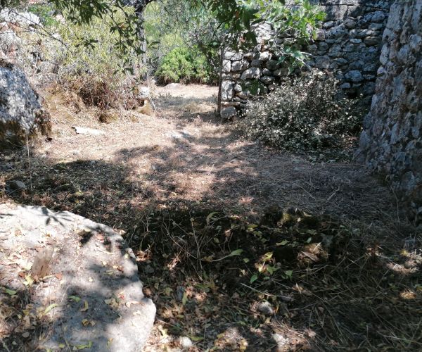 Image No.26-3 Bed House for sale