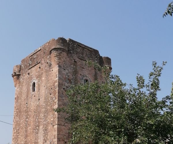 Image No.9-2 Bed House for sale