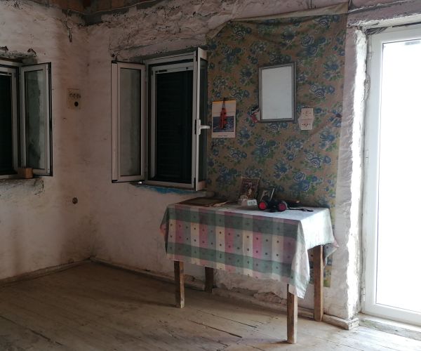 Image No.13-2 Bed House for sale