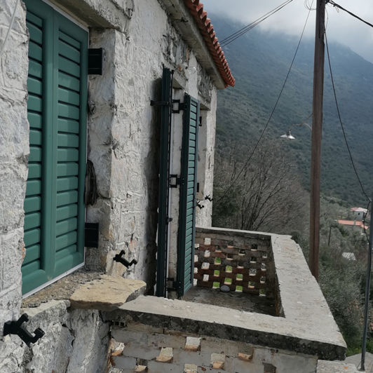 Image No.2-2 Bed House for sale