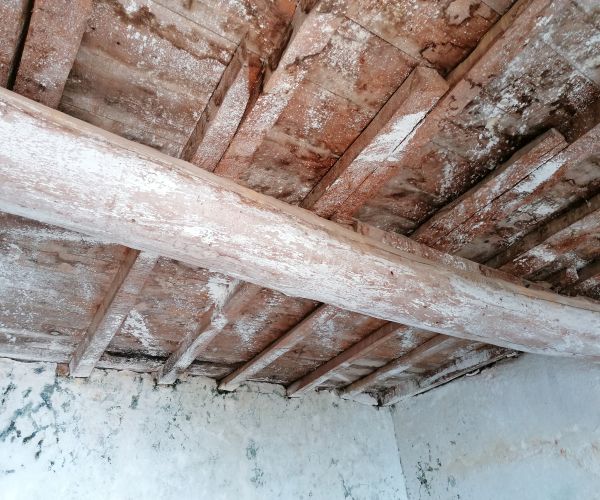 Image No.5-2 Bed House for sale