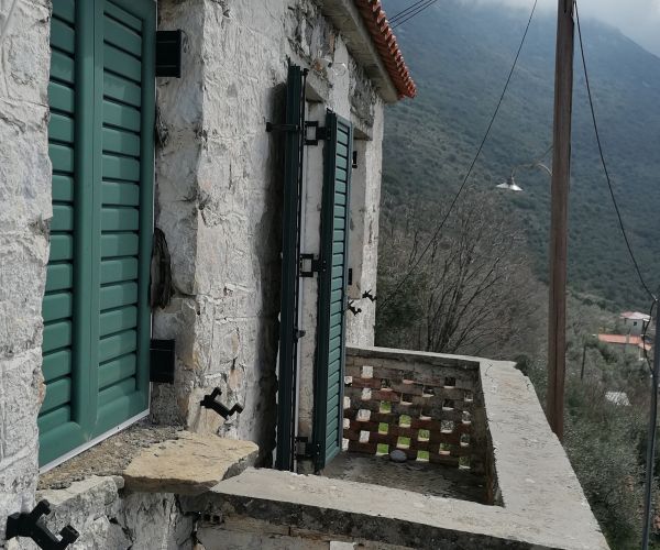 Image No.7-2 Bed House for sale