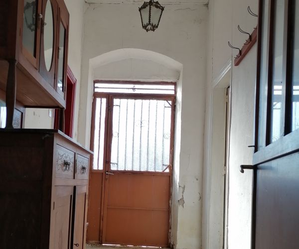 Image No.11-3 Bed House for sale