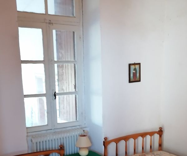 Image No.12-3 Bed House for sale