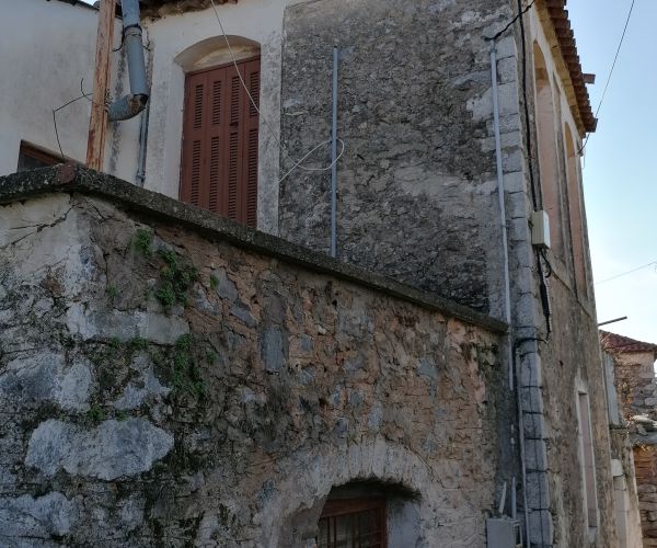 Image No.8-3 Bed House for sale