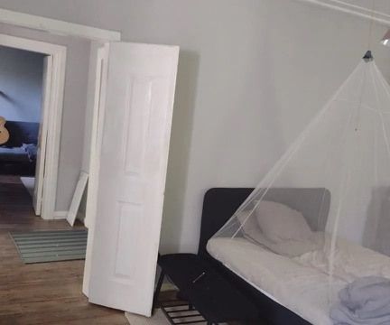 Image No.12-1 Bed House for sale