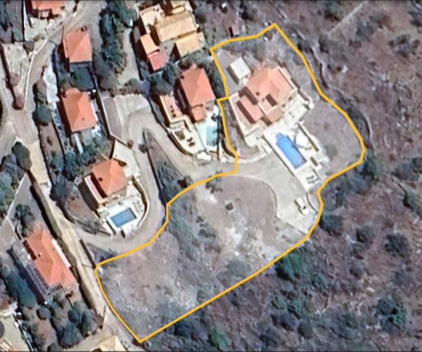 Image No.18-2 Bed House for sale