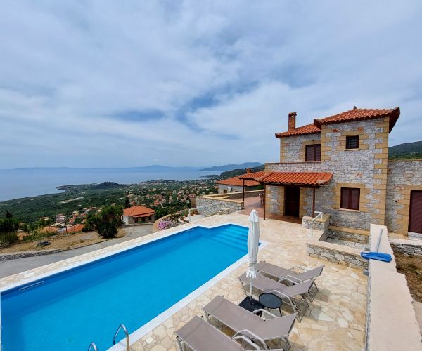 Image No.4-2 Bed House for sale