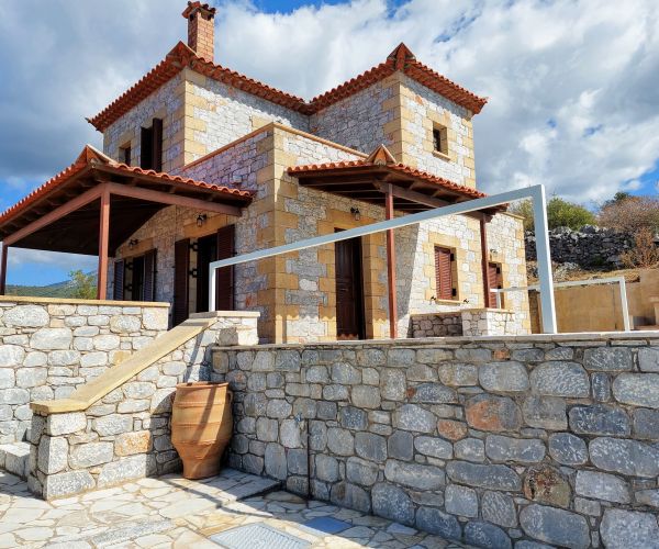 Image No.6-2 Bed House for sale