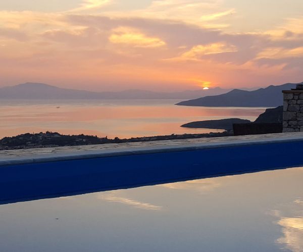 Image No.8-2 Bed House for sale