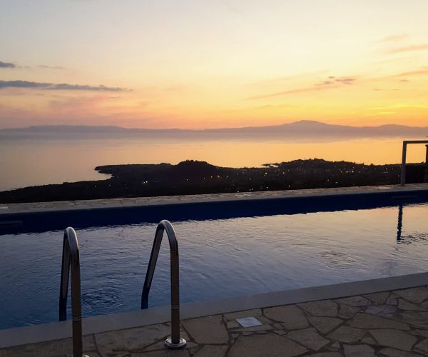 Image No.9-2 Bed House for sale