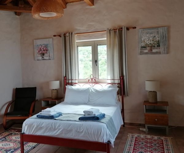 Image No.35-4 Bed House for sale