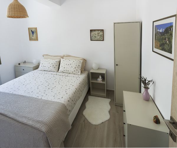 Image No.29-4 Bed House for sale